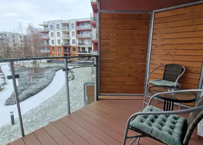 Z Basenem Laura Polanki Park *