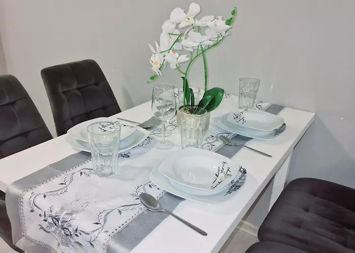 アパート Z Basenem Laura Polanki Park コウォブジェク