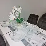 Apartmán Z Basenem Laura Polanki Park *