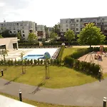 Z Basenem Laura Polanki Park Apartamento *