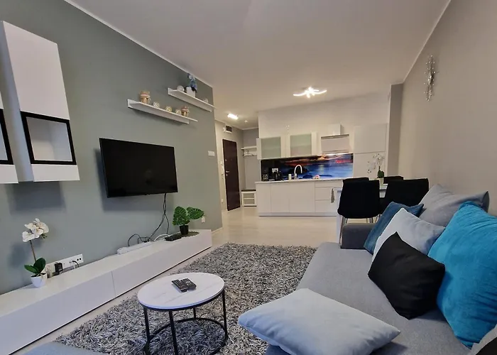 Z Basenem Laura Polanki Park * Kołobrzeg