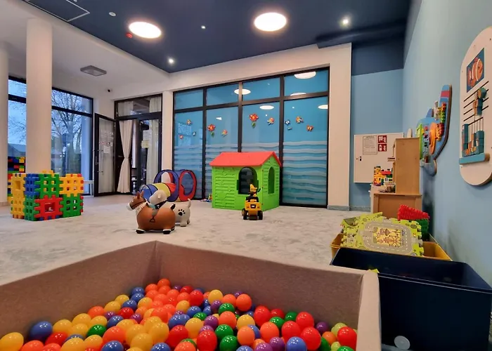 Z Basenem Laura Polanki Park 公寓 科沃布热格