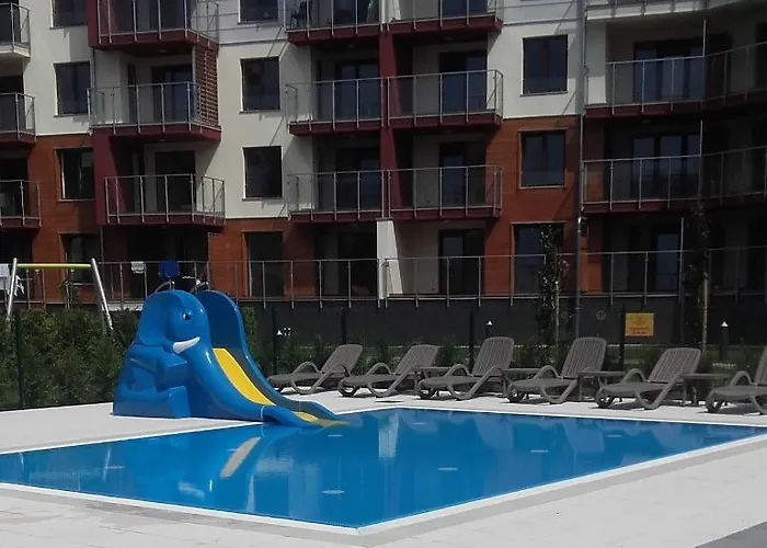 Apartament Z Basenem Laura Polanki Park