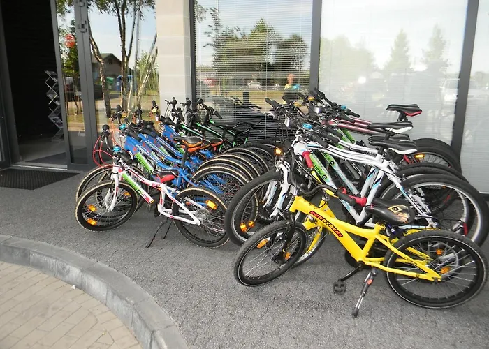 公寓 Z Basenem Laura Polanki Park 科沃布热格